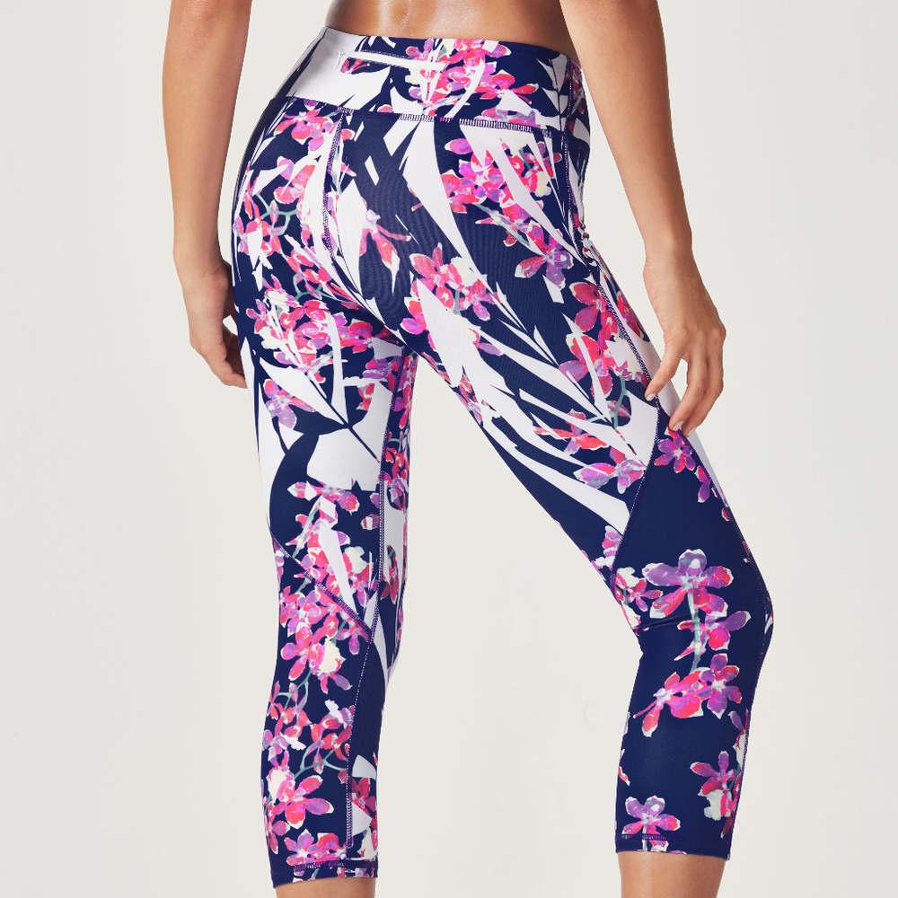Fabletics Polly Capri Floral Spring Zip Pocket L